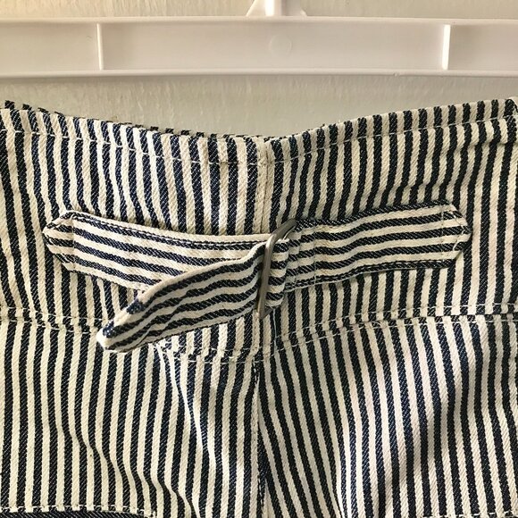 Women GAP Capri Style Striped Pants - Size 16 Tall - Picture 7 of 8